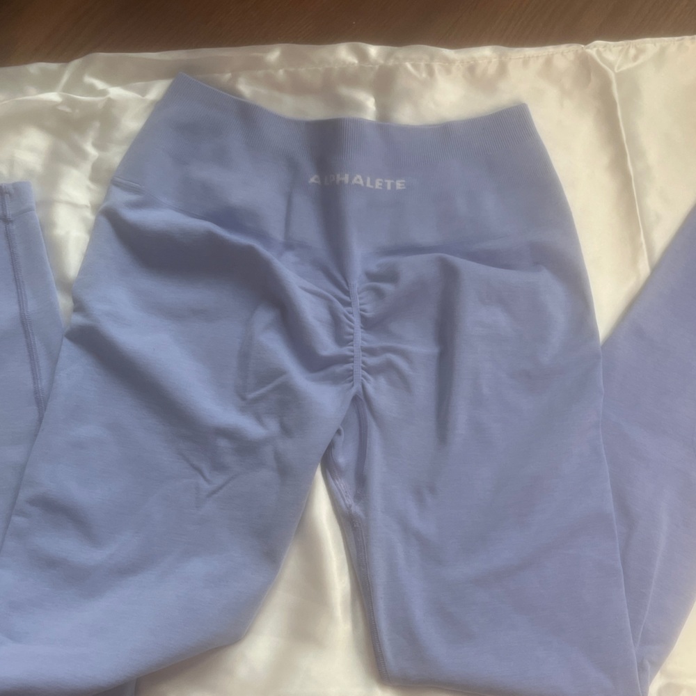 Alphalete Sky Blue Active Leggings